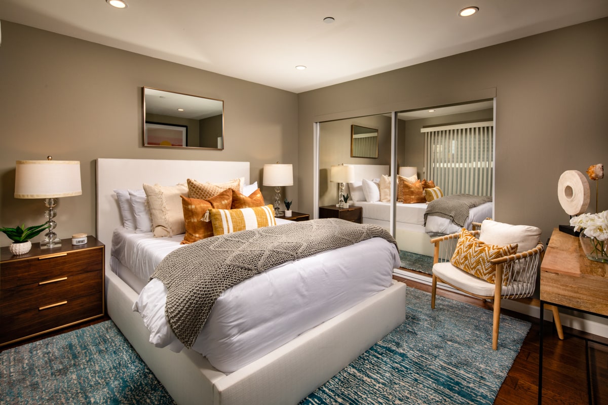 The Residences | Santa Monica Apartments Master Bed